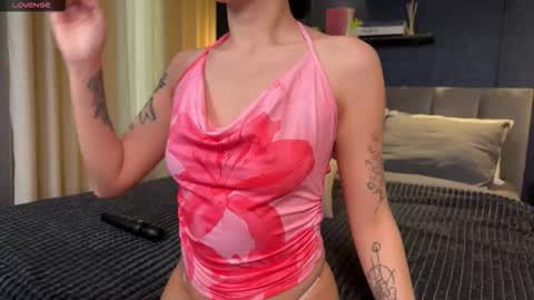 My name is Ariel and ITS MY FIRST DAY online show from November 13, 7:40 am