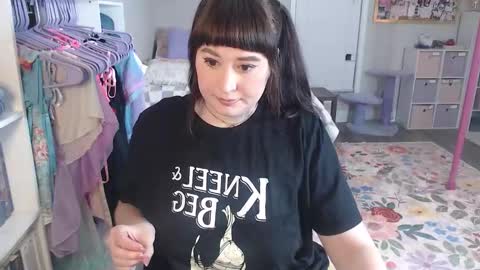 Ari online show from February 24, 2:11 am