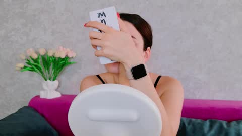 Snapshot of arielstonks_lovee chatting on October 2, 4:39 am arielstonks_lovee online show from October 2, 4:39 am