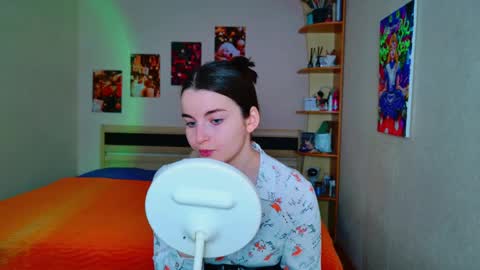 Snapshot of arielstonks_lovee chatting on February 28, 3:04 am arielstonks_lovee online show from February 28, 3:04 am