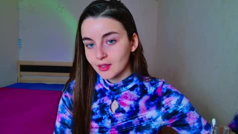 Snapshot of arielstonks_lovee chatting on December 4, 3:48 am arielstonks_lovee online show from December 4, 3:48 am