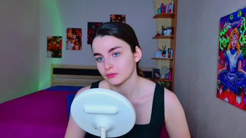 Snapshot of arielstonks_lovee chatting on February 6, 3:37 am arielstonks_lovee online show from February 6, 3:37 am