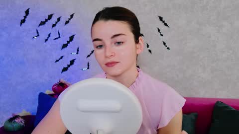 Snapshot of arielstonks_lovee chatting on October 14, 3:53 am arielstonks_lovee online show from October 14, 3:53 am