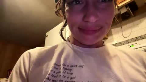 Snapshot of arielwyld chatting on September 24, 12:09 am ariel colin when hes here online show from September 24, 12:09 am