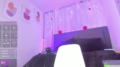 Ariana Cruz online show from November 24, 10:45 pm