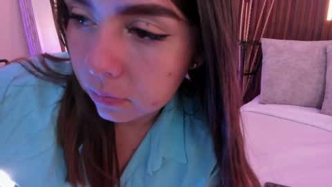  Arianna  online show from April 15, 2:28 pm