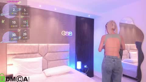 Ari  online show from November 25, 6:37 am