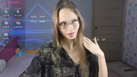 armurra online show from September 12, 3:30 pm