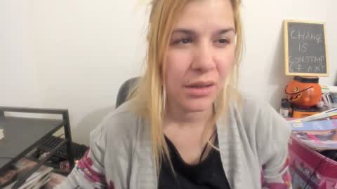 MIA online show from April 8, 7:38 pm