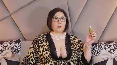 Aryana online show from February 24, 6:45 am