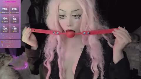 Sasha next stream December 4st  at  0000- 0030 am German time online show from September 12, 12:33 am