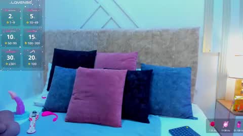 ashley online show from November 10, 1:06 pm