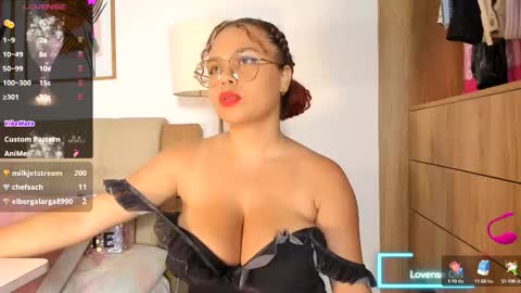 Soy Ash online show from October 5, 10:26 pm