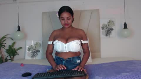 Ashley  online show from March 1, 1:22 pm