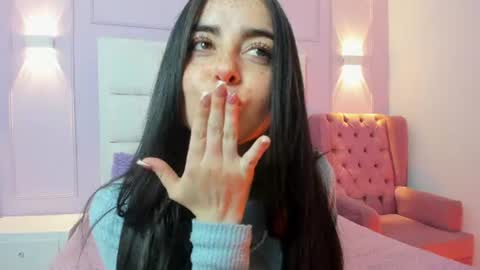 ashley_petit online show from July 28, 1:32 pm