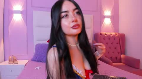 ashley_petit online show from July 24, 1:31 pm