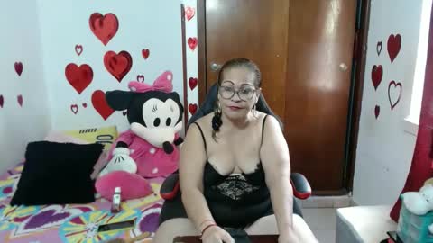 ashley pink11 online show from February 15, 9:49 pm