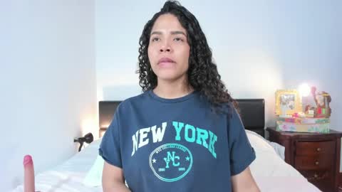 ashlyviper77 online show from April 15, 9:26 pm