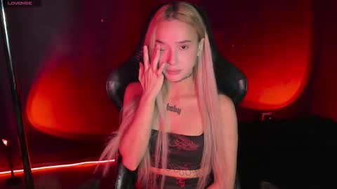 Mila online show from September 25, 5:17 am