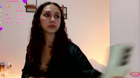 aslysande online show from June 13, 5:38 am