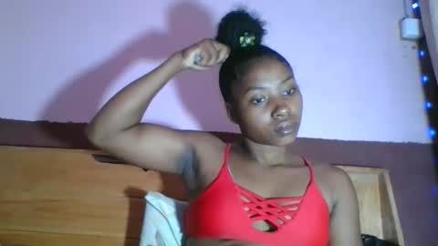 asmiraa online show from February 7, 6:12 pm