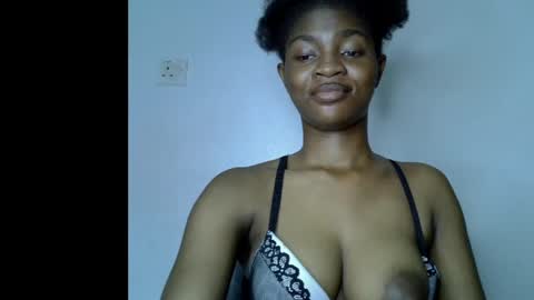 Lily online show from May 14, 2:39 am