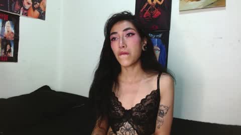 Asterothxznikki online show from December 17, 6:02 am