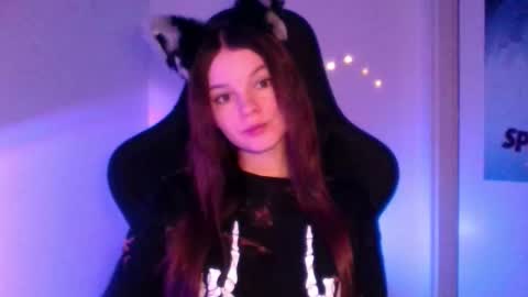 astradream_ online show from January 12, 10:15 pm