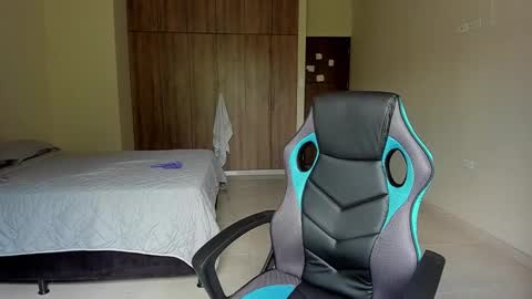 atenas online show from February 19, 7:16 pm