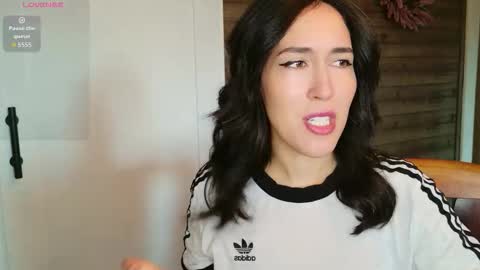 audradeer online show from November 4, 1:38 pm