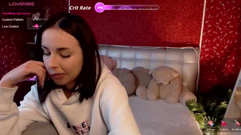 Aurora online show from March 31, 2:39 pm