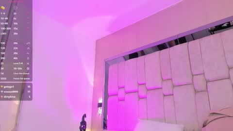 Aurora  online show from March 19, 7:40 pm