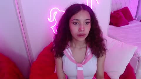 Snapshot of ava_williams_ chatting on January 16, 1:25 pm AVA online show from January 16, 1:25 pm