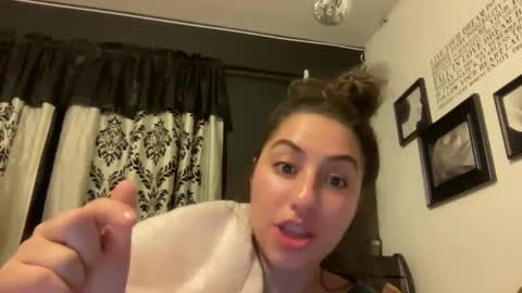 Ava Monroe online show from December 13, 8:43 am