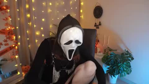 Snapshot of avaryder chatting on October 22, 3:06 pm Ava online show from October 22, 3:06 pm