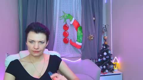 avasaturnian online show from January 11, 7:57 am