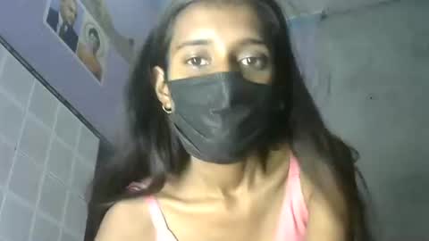 avery_lust01 online show from June 2, 6:03 am
