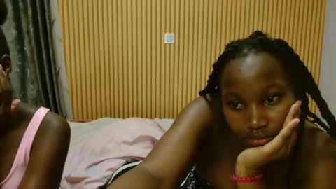 Avian online show from December 2, 2:46 am