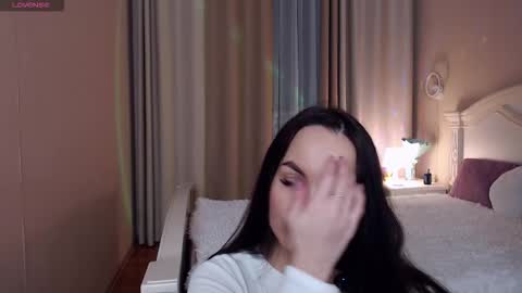 Snapshot of avrora_lew_ chatting on September 19, 9:36 pm Avrora Inst online show from September 19, 9:36 pm