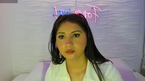 Snapshot of avymilton chatting on February 17, 11:34 am Avy online show from February 17, 11:34 am