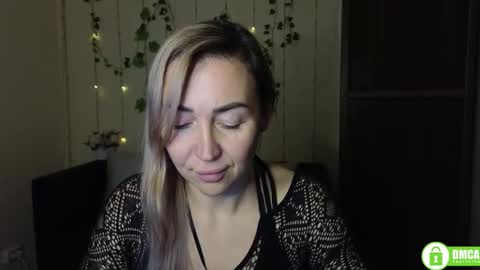 Jully online show from December 21, 6:56 pm