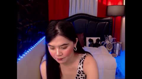 Lorna online show from October 22, 7:19 pm