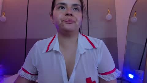 Alyda Jaramillo online show from April 4, 7:23 pm