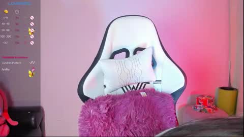 Aylen online show from March 8, 2:04 am