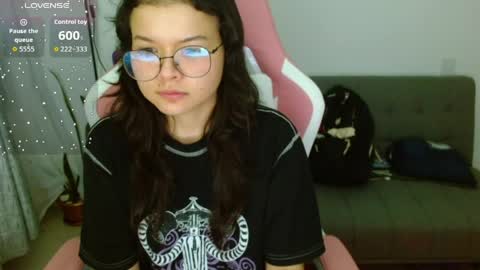 Azu  online show from April 23, 11:29 pm