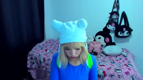 Azu Moure online show from November 1, 1:54 am