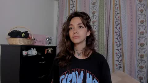 azumi saan online show from May 14, 2:50 am