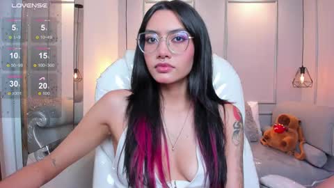 Snapshot of azurakindong chatting on September 10, 7:36 pm Azura online show from September 10, 7:36 pm
