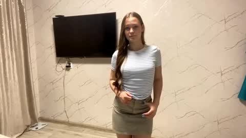 Anny Simpson online show from October 8, 1:15 pm