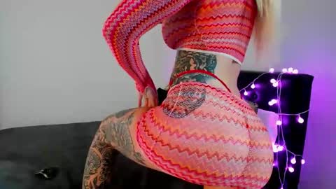 BabieLynn online show from November 20, 7:37 pm